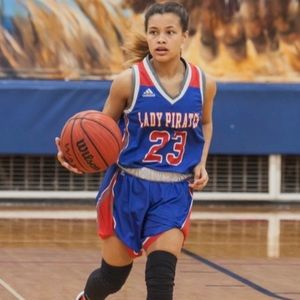 Meet your Posher, Karigen